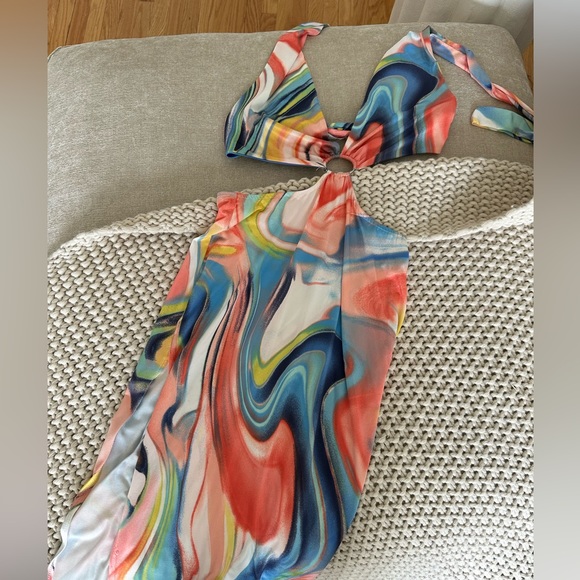 Multi coloured cut out dress worn once! Size S - Picture 2 of 3